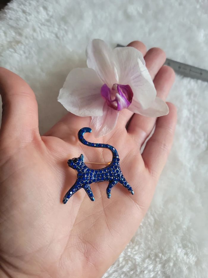 Chat strass bleus - photo numéro 8