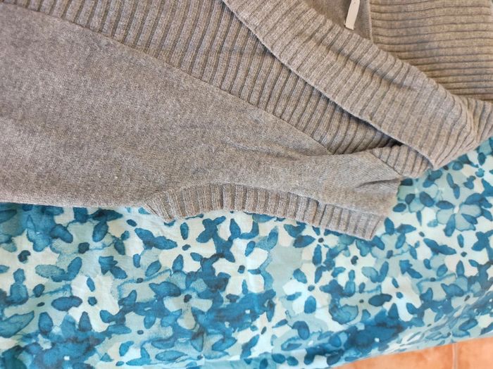 Haut gris sans manche joli col décolleté - photo numéro 4