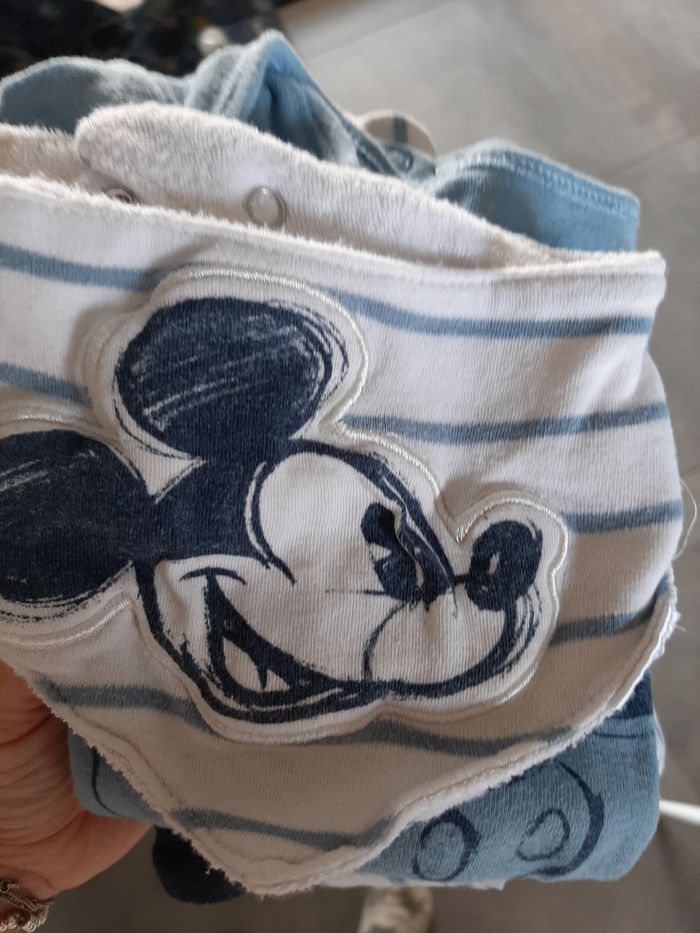 Ensemble Disney 6 mois - photo numéro 2