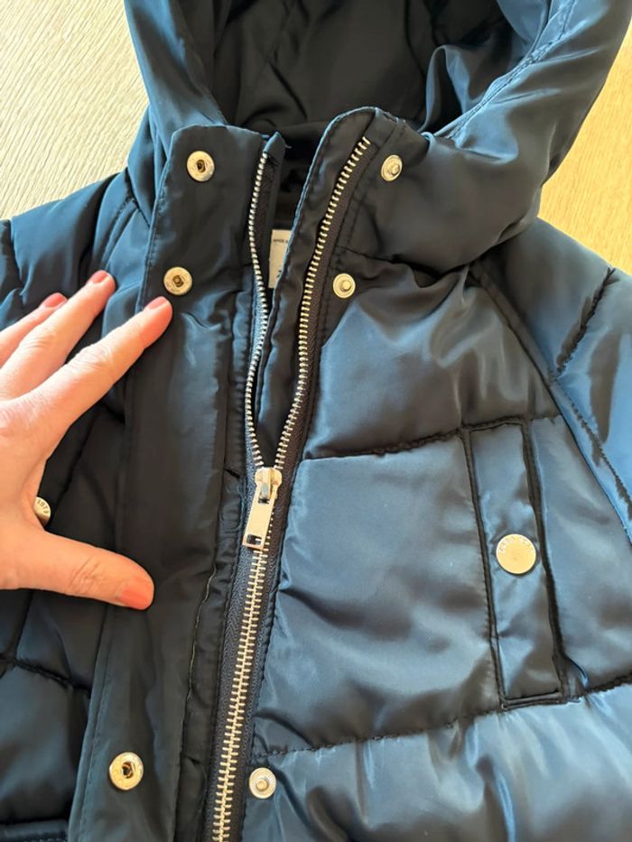Doudoune Zara bleu marine comme neuve - photo numéro 4
