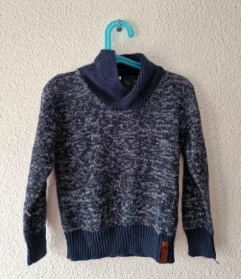 pull bleu marine