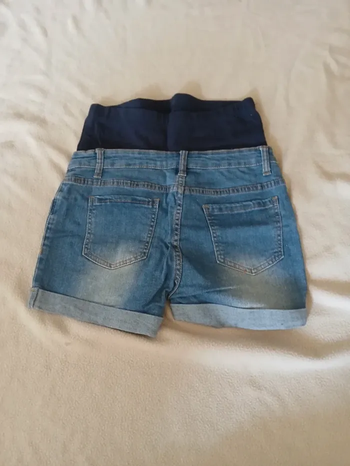 Short grossesse - photo numéro 3