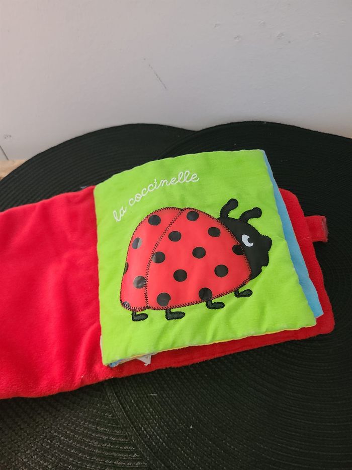 livre tissu - photo numéro 3