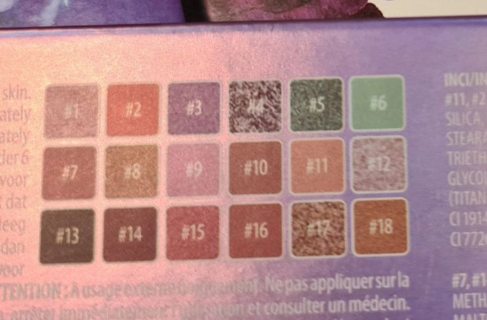 Joli Lot à fleurs aux tons mauves - photo numéro 11