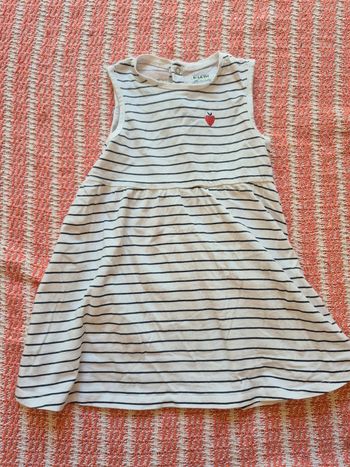 Robe sans manches