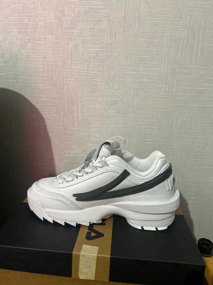 Baskets compensées Fila Disruptor 2 blanches 39.5 - photo numéro 2