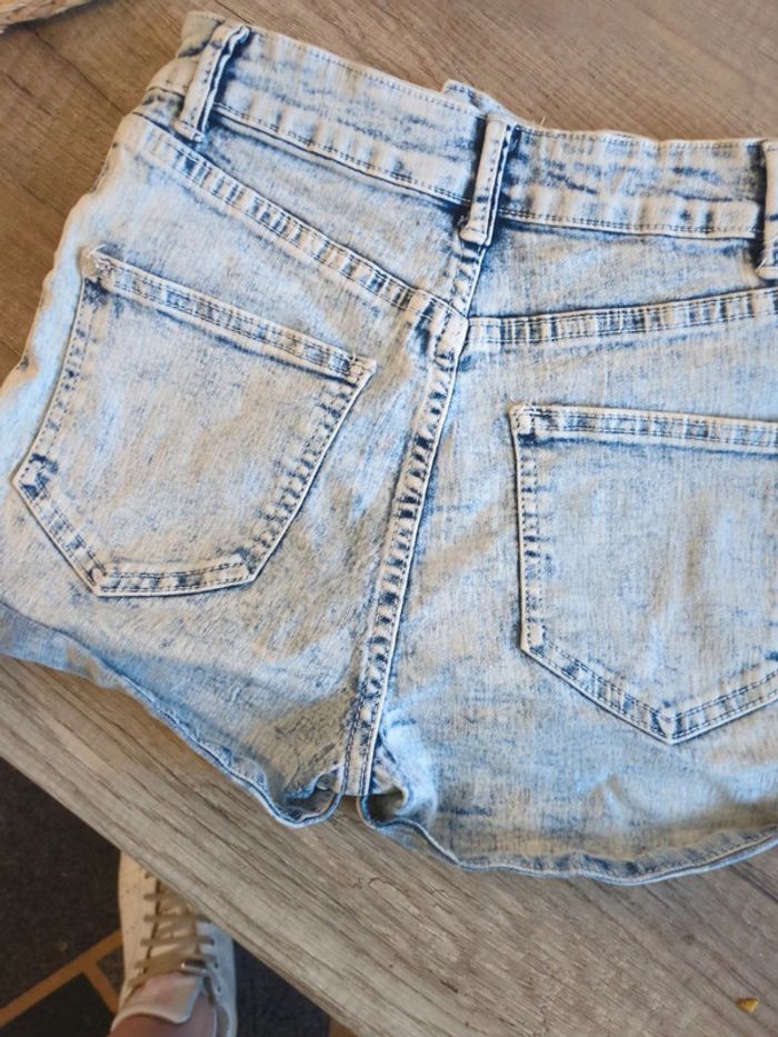 Short jean xxs carton 🍒 cerise - photo numéro 5