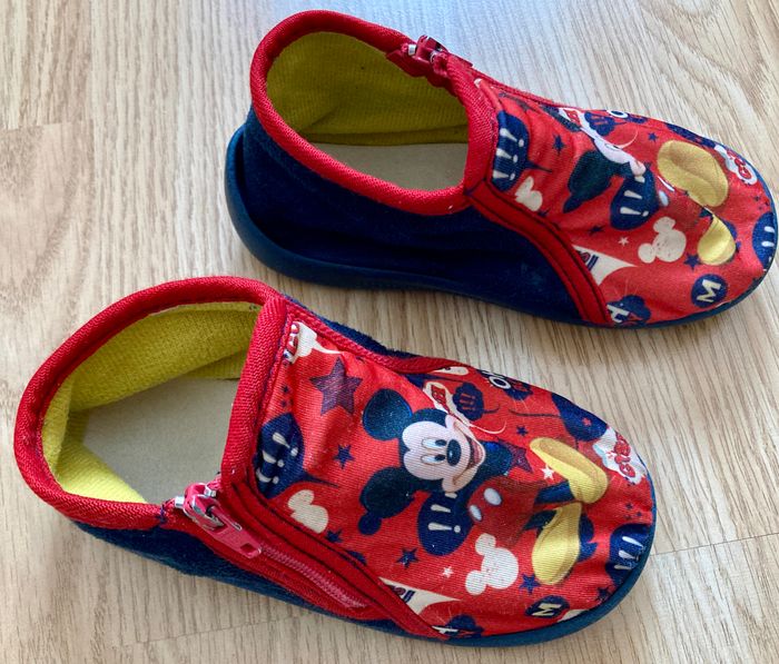Chaussons Mickey - Taille 24 - photo numéro 3