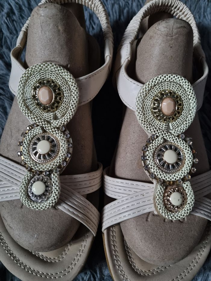 Sandales beige à perles 38 - photo numéro 4