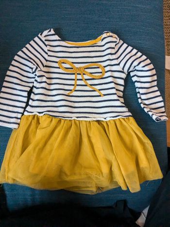 Robe jaune
