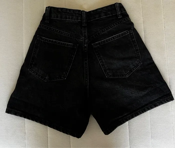 short en jean noir zara - photo numéro 3