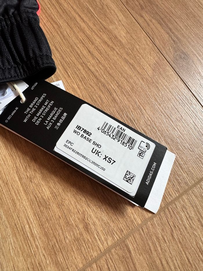 Short de sport Adidas noir - photo numéro 6