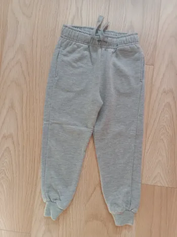 Pantalon jogging gris chaud 4/5 ans