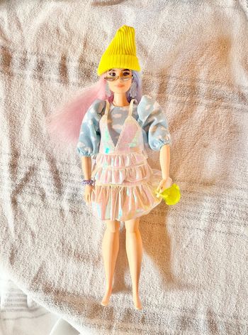 Poupée barbie extra
