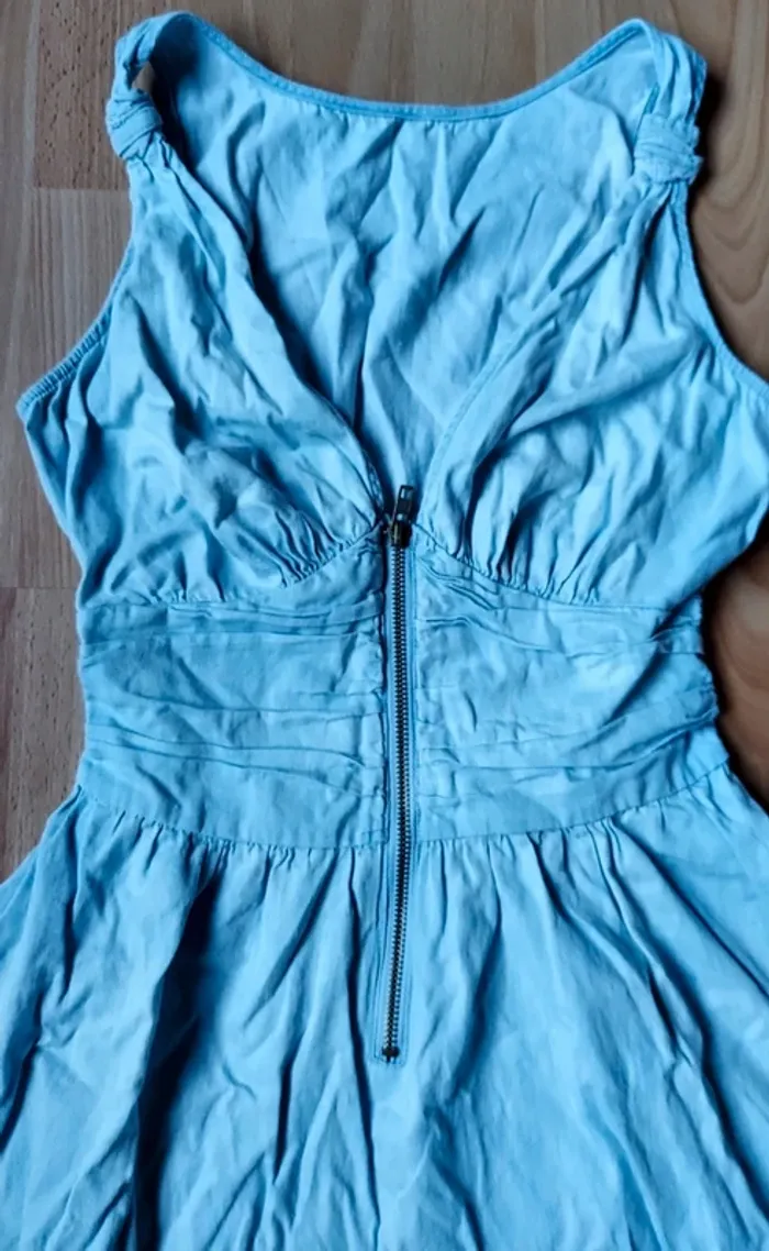 Robe bleue claire S/M - photo numéro 7