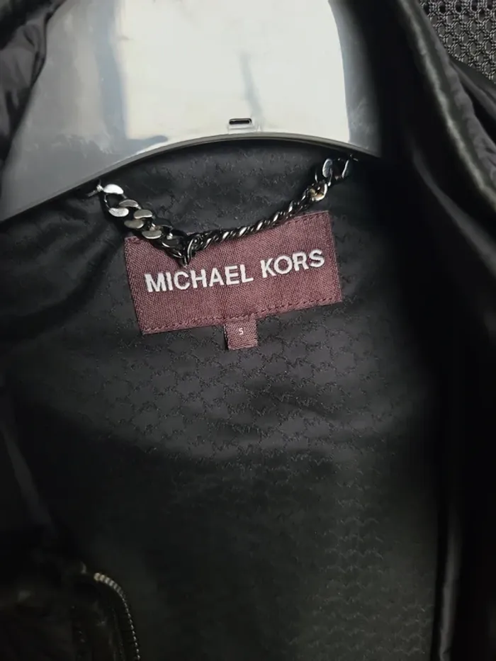 Blouson à capuche Michael Kors taille S - photo numéro 3