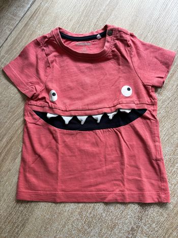 TEE shirt