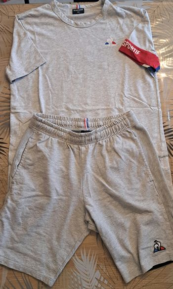 Ensemble coq sportif