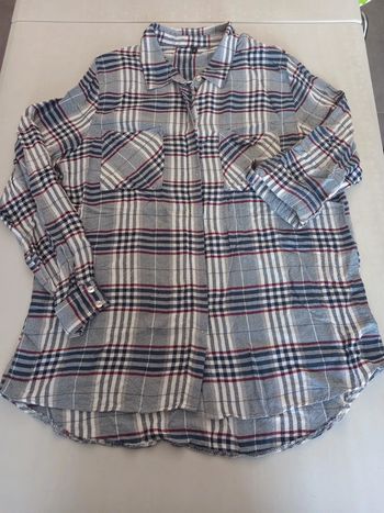 Chemise manches longues (taille 46)