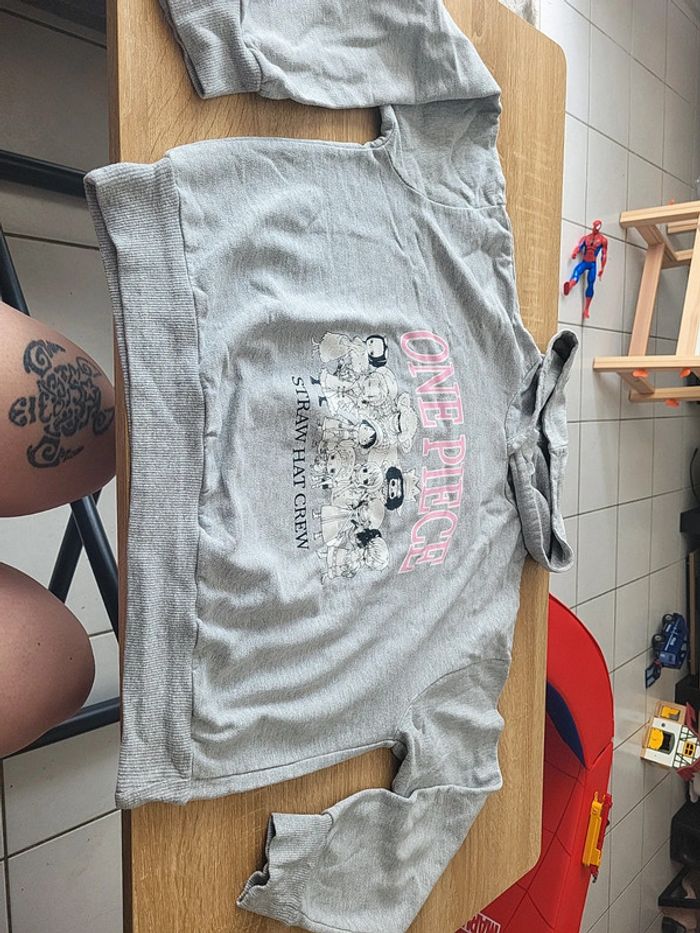 Pull fille  à capuche