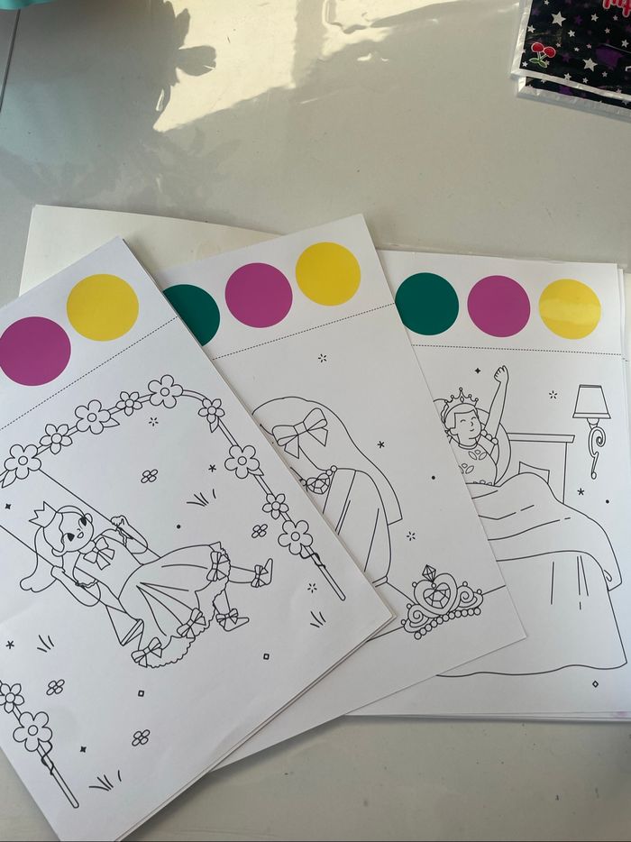 Livre de coloriages peinture princesse - photo numéro 4