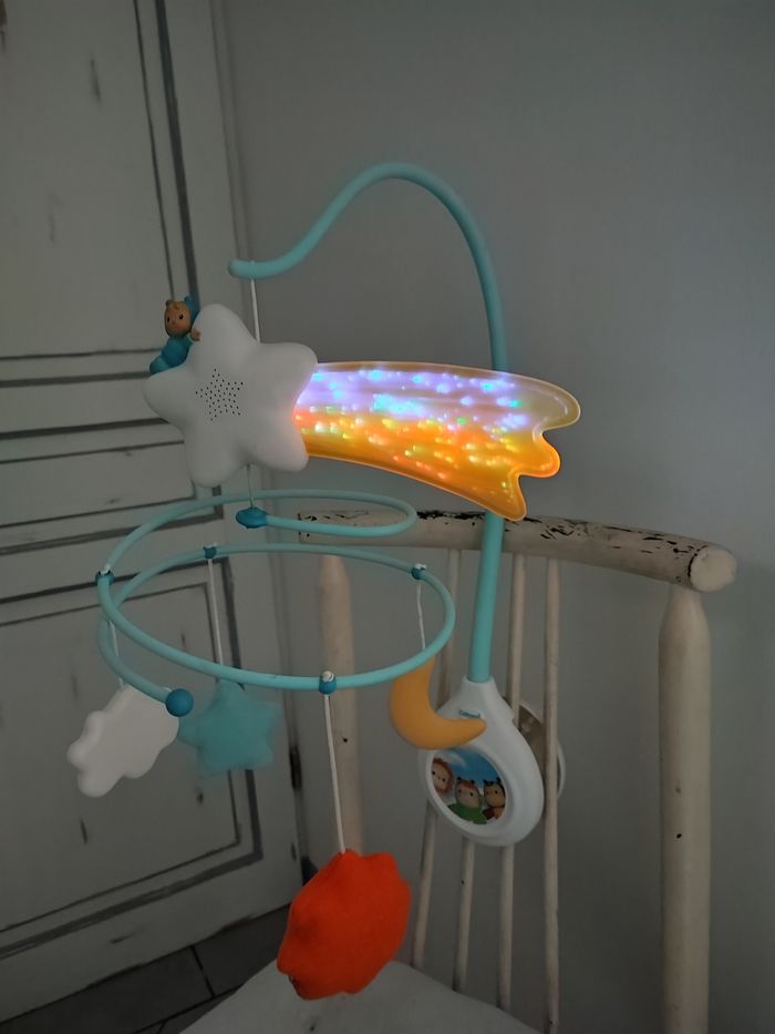 Mobile musical et lumineux Smoby catoons