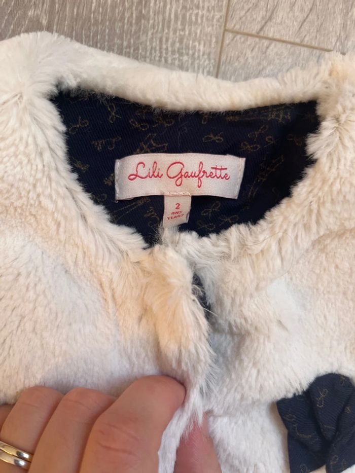 Veste Fausse fourrure bébé fille 2 ans - photo numéro 2