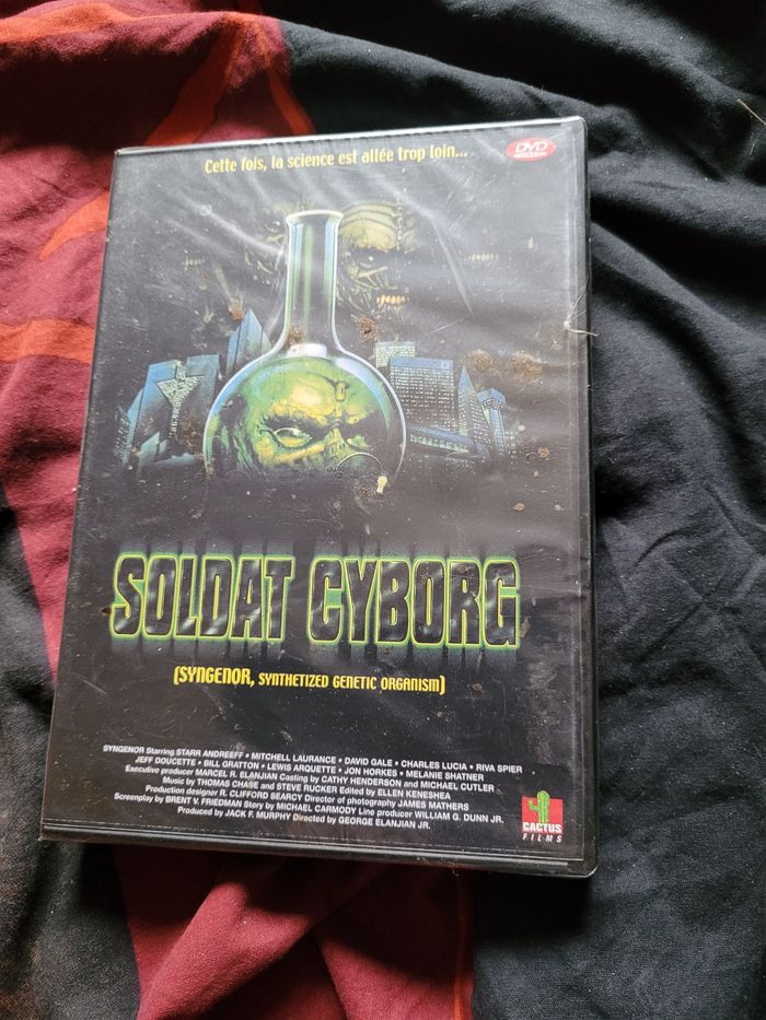 Soldat cyborg