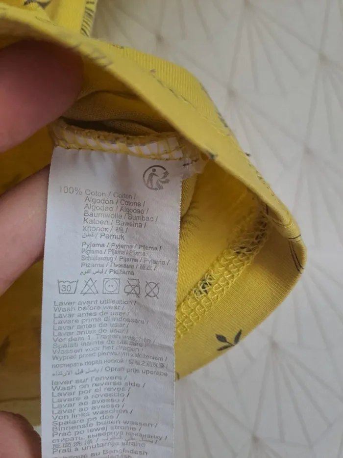 T-shirt garçon jaune kiabi 24 mois comme neuf - photo numéro 5