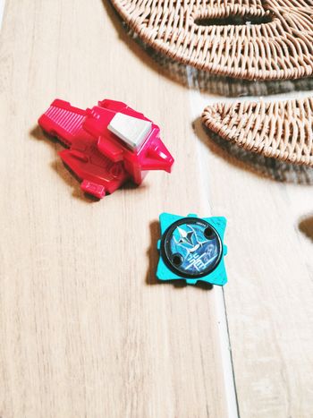 ⭐ Power rangers ninja steel petit lanceur de badges/ étoiles ishiban avec étoile du ranger bleu
