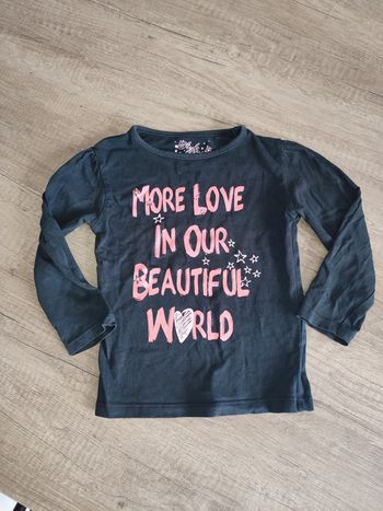 T shirt on extenso 3 ans noir " More love in our beautiful love "