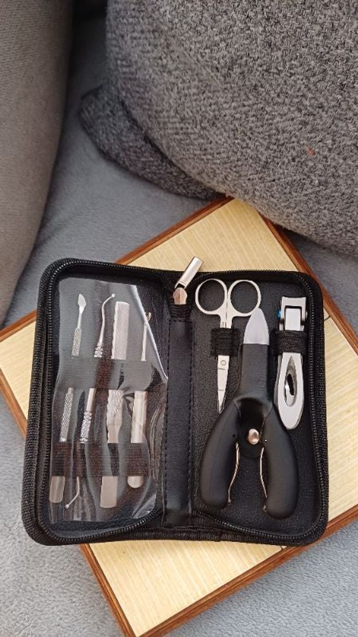 trousse manucure