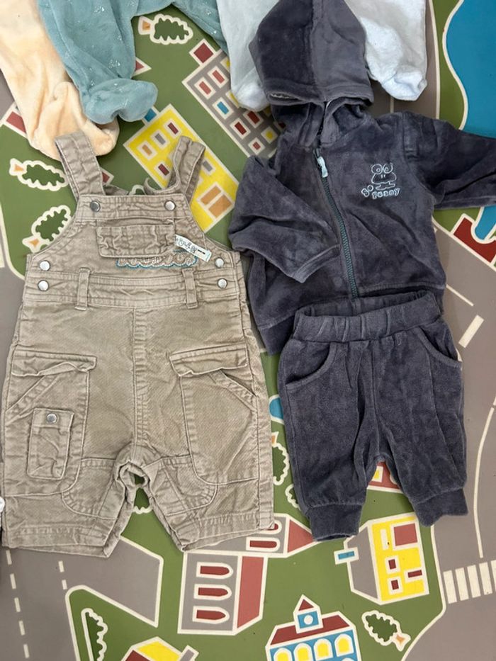 Lot de 22 vêtements en 1 mois - photo numéro 4