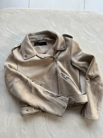 Veste courte Zara