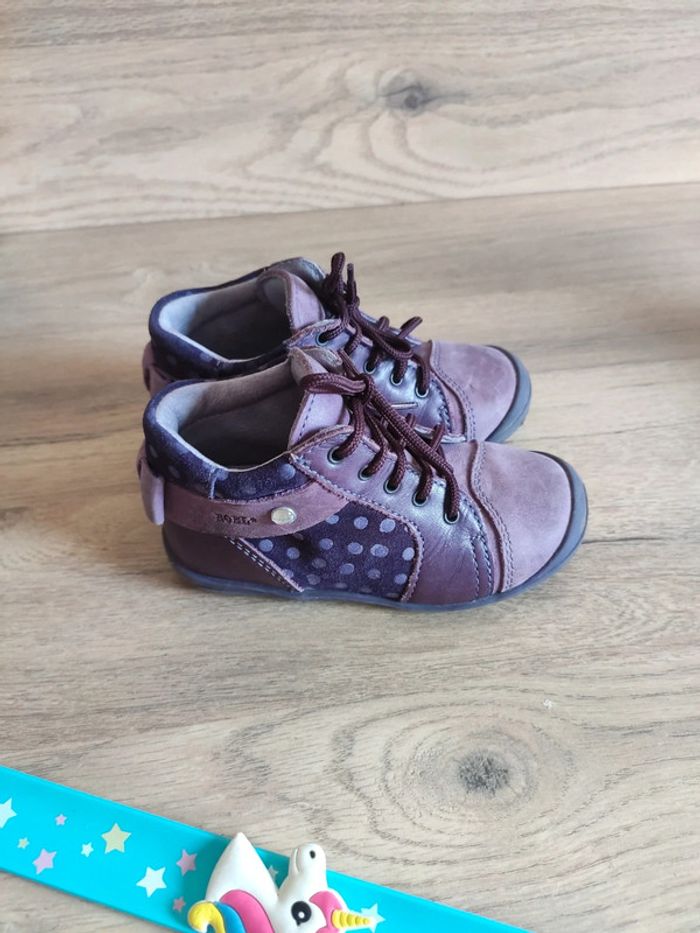 Chaussures de marche Noël taille 23 neuves - photo numéro 3