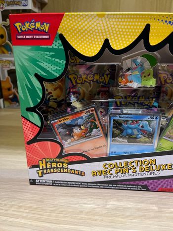 Pokémon coffret héros transcendants pin’s deluxe 