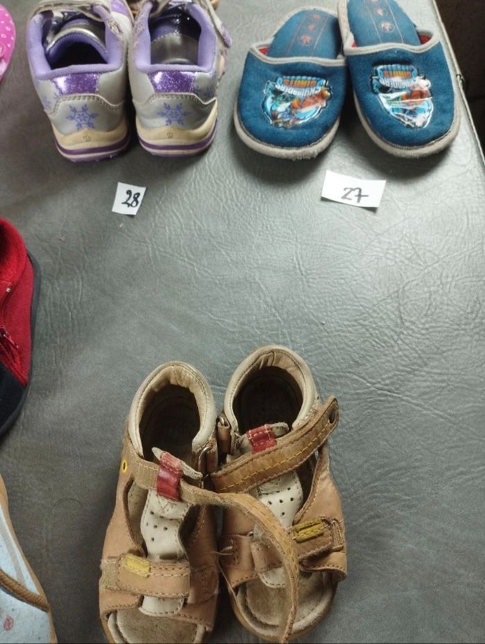 Lot complet de 15 paires – Chaussons et chaussures enfant – Pointures 18 à 31 - photo numéro 4