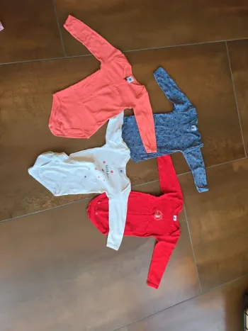 Lot de 4 bodies manches longues petit bateau
