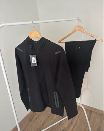 Ensemble Under Armour noir