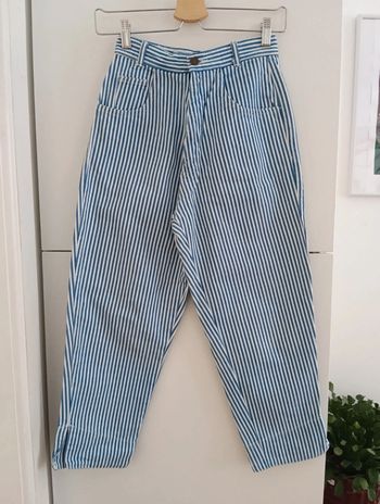 Pantalon court / pantacourt à rayures vintage