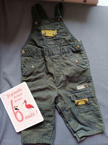 Salopette en velours 🦕 Taille 6 mois