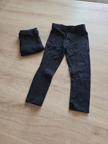 Leggings noirs. 24 mois. Kiabi.