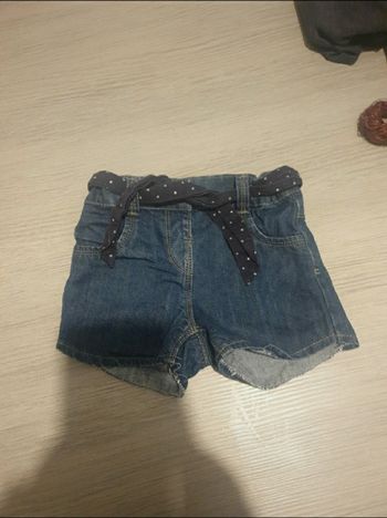 Short en jean 2 ans