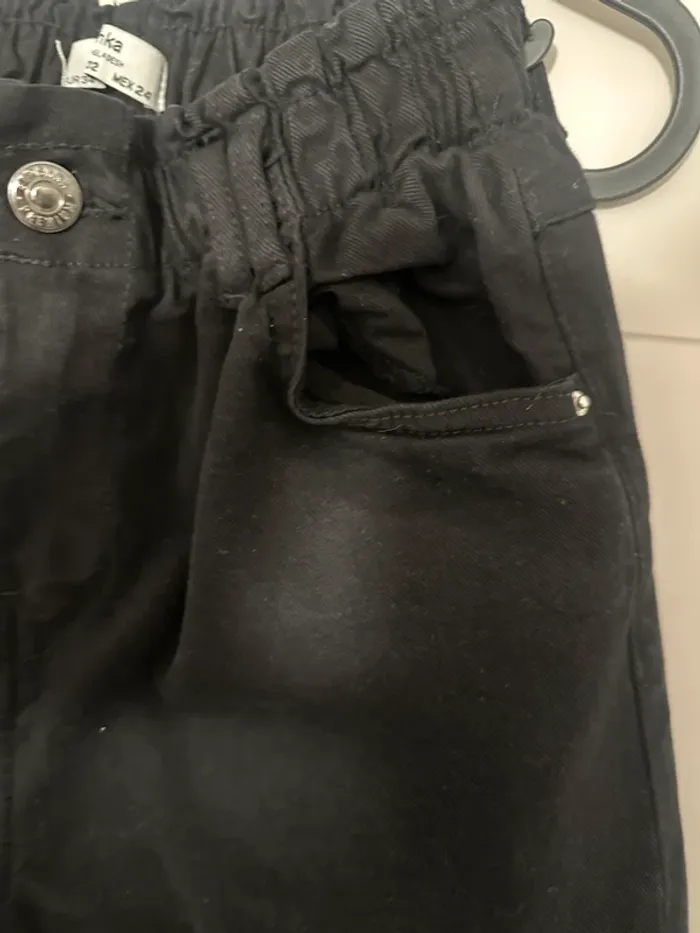 Jean noir Bershka – Taille 34 - photo numéro 3