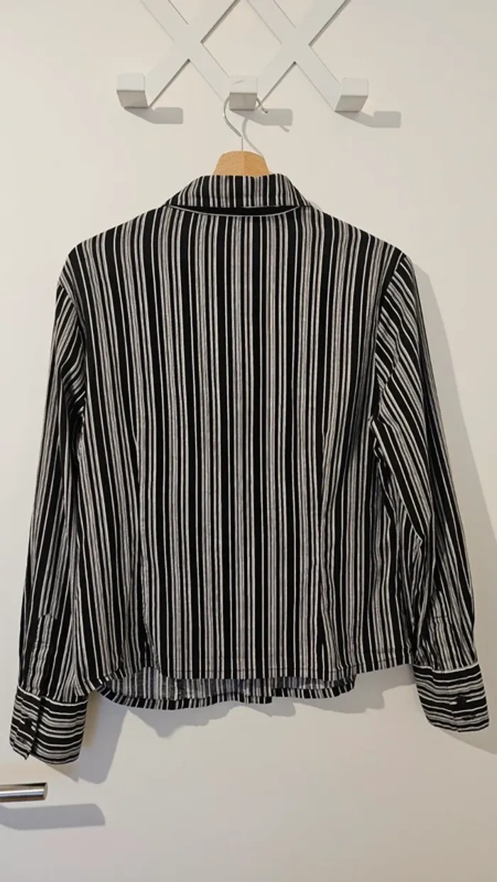 Chemise rayée - photo numéro 8