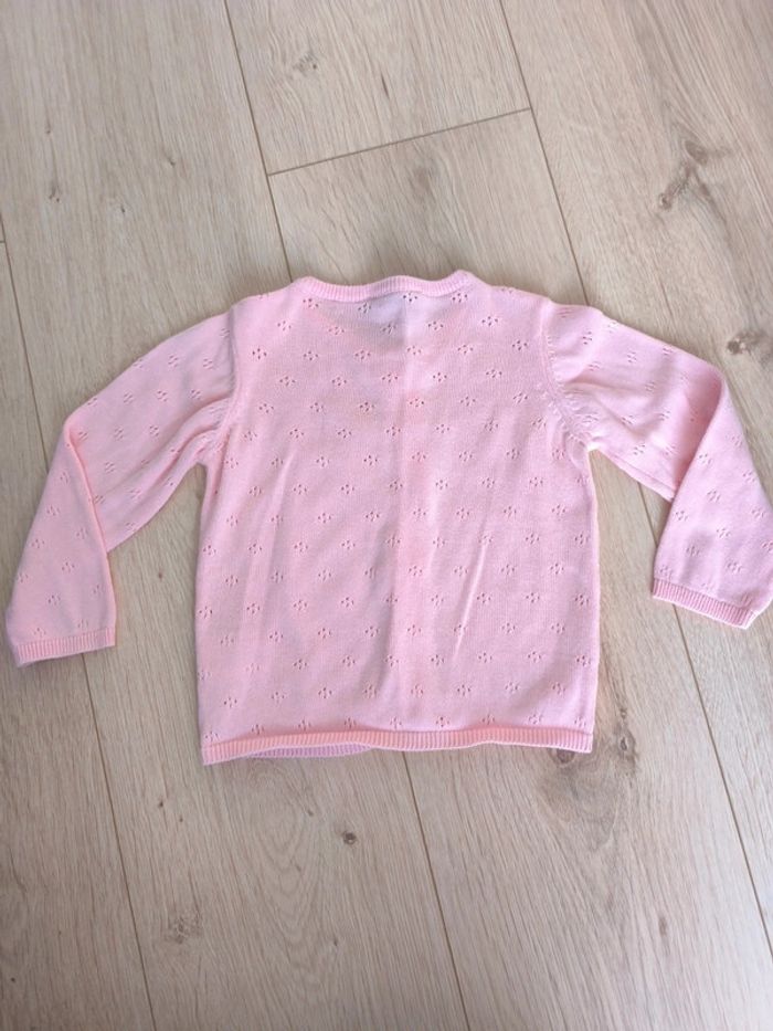 Gilet fille rose avec boutons pailletés FPC - Taille 18 mois - 81 cm - photo numéro 3