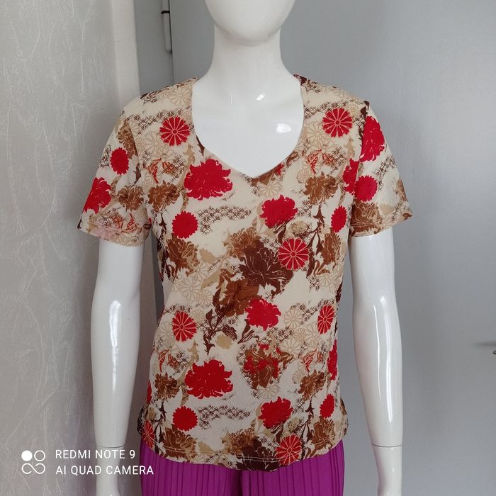 T-shirt à fleurs rouges t40/42/44