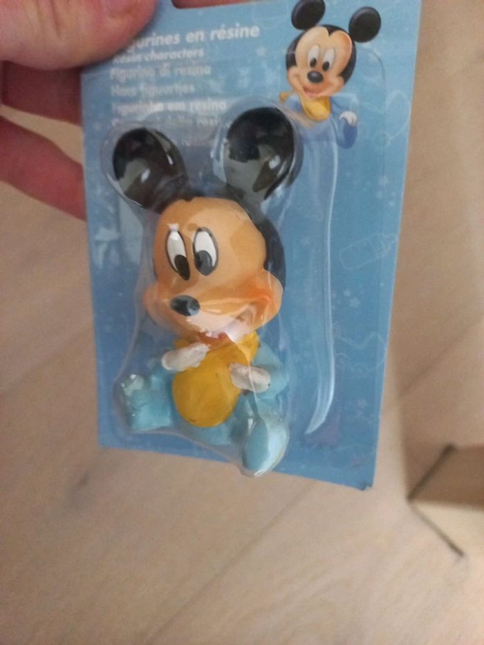 Mickey en résine - photo numéro 2