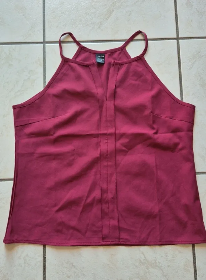 Haut Shein couleur framboise - photo numéro 3