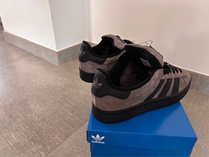 Adidas Campus Neuves Taille 42 - photo numéro 3